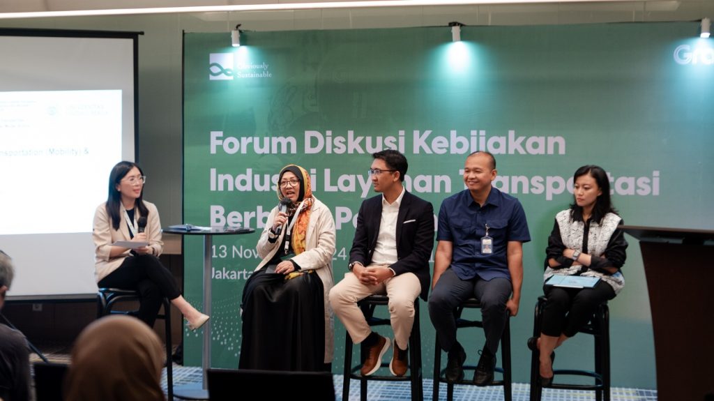 Head of CESASS UGM Participates in Policy Forum on Demand-Based Transportation Services